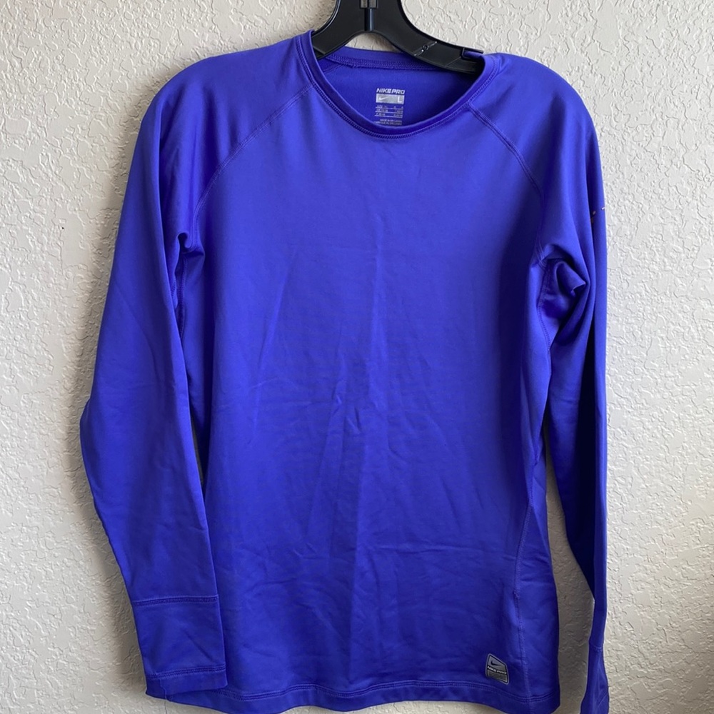 Nike pro long sleeve fleece lined workout shirt